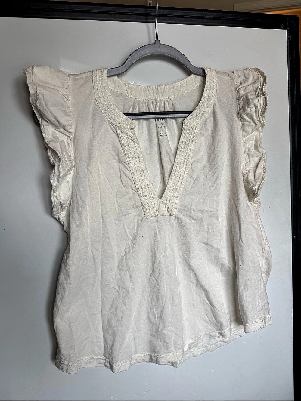 Anthropologie Maeve Ruffle Sleeve Blouse in White Like New
